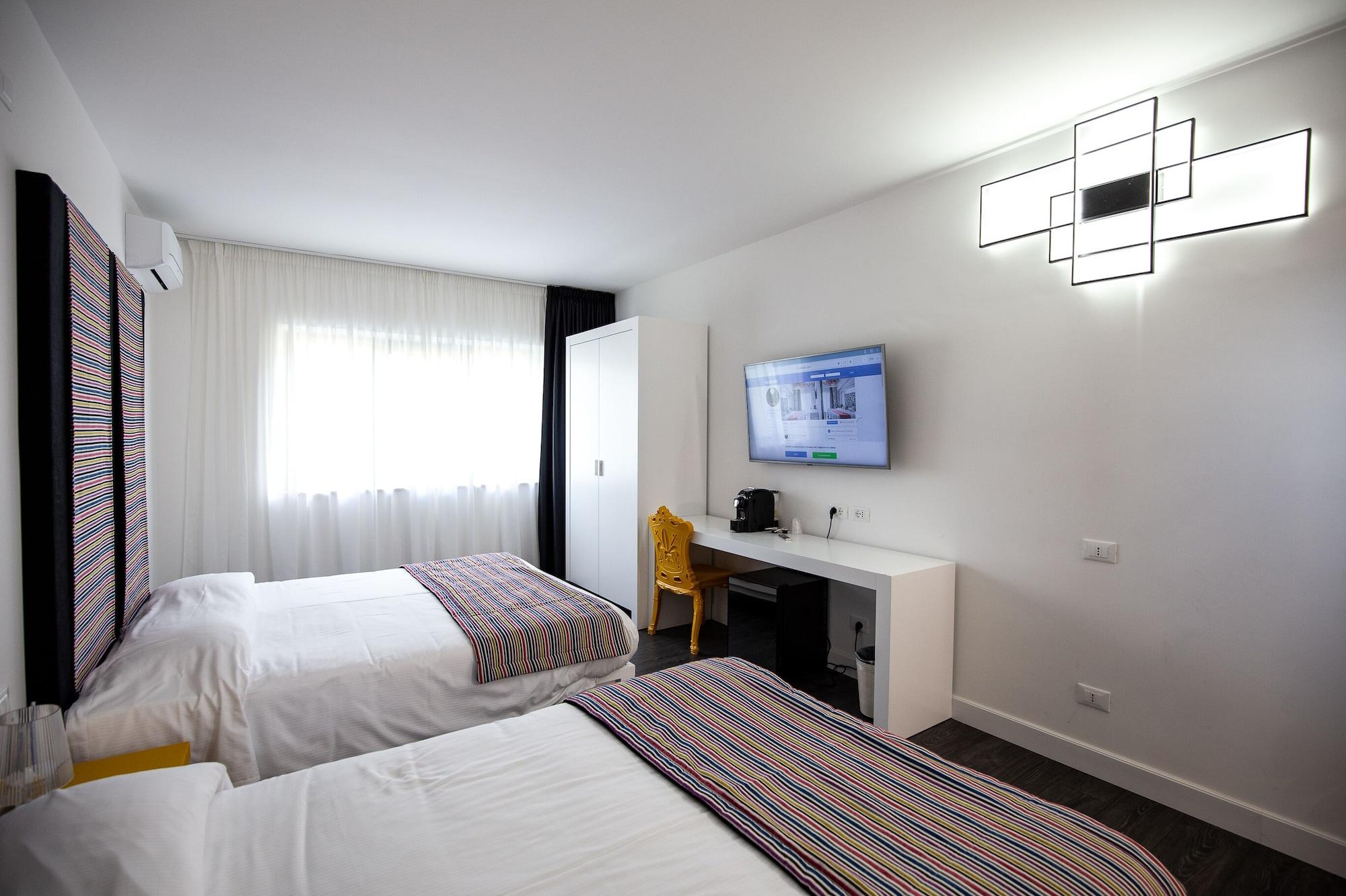 Hotel La Compagnia Del Viaggiatore LʼAquila Exterior foto